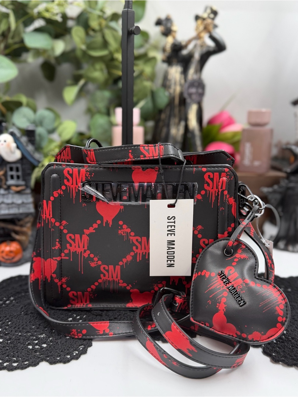 Steve Madden Bevelyn Bleeding  Hearts Halloween Tote Black Red NWT 2026 redesign